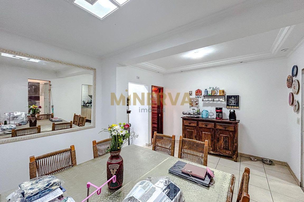 Casa à venda com 4 quartos, 3 banheiros, 2 vagas e 220m² no Parque São Jorge, São Paulo (SP) — foto 7 de 30