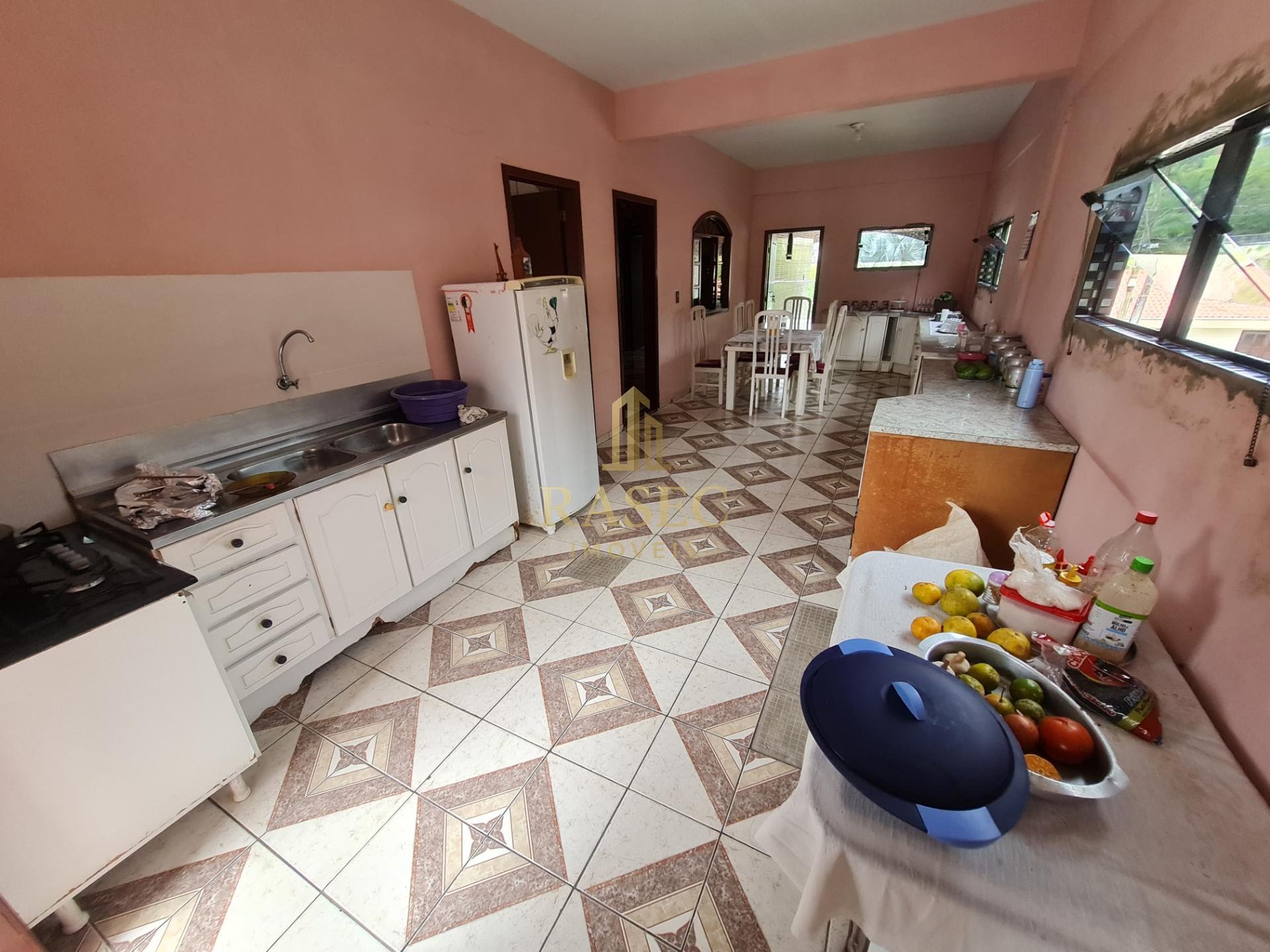 Casa à venda com 5 quartos, 2 banheiros, 2 vagas e 750m² no Paquetá, Brusque (SC) — foto 11 de 24