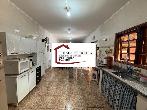 Casa em Avenida Padre Pio Corso  -  Santa Rita do Passa Quatro