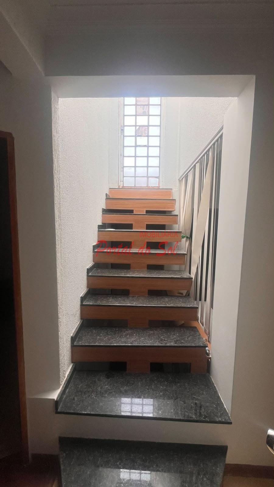 Casa à venda com 4 quartos, 1 suíte, 2 vagas e 232m² no Vila J. Mascaro, Santo Antônio da Platina (PR) — foto 12 de 22