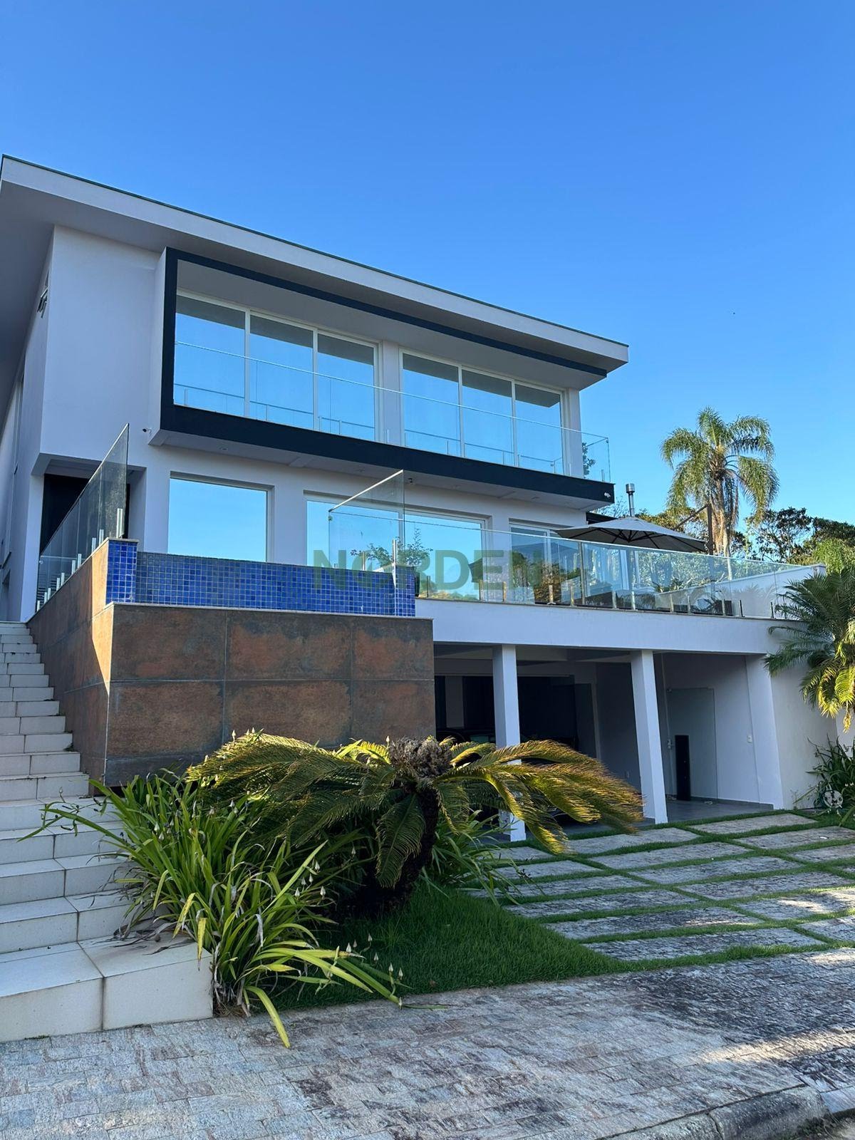 Casa de 448 m² com 5 quartos na Residencial Riviera, João Paulo