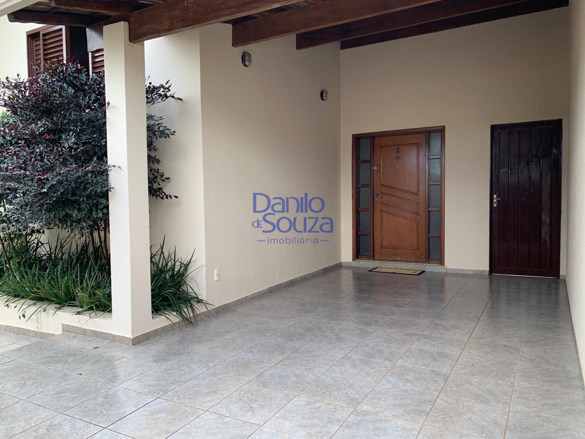 Casa à venda com 3 quartos, 1 suíte, 2 vagas e 360m² no Arasol, Araxá (MG) — foto 21 de 21