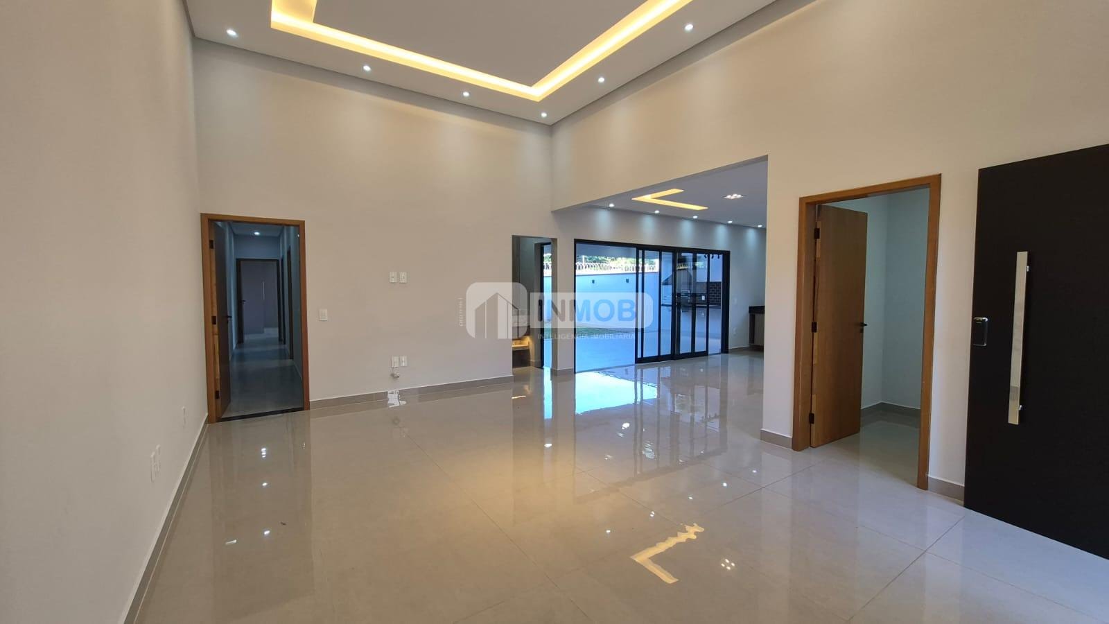 Casa à venda com 3 quartos, 1 suíte, 3 vagas e 191m² no Caminho Novo, Tremembé (SP) — foto 7 de 30