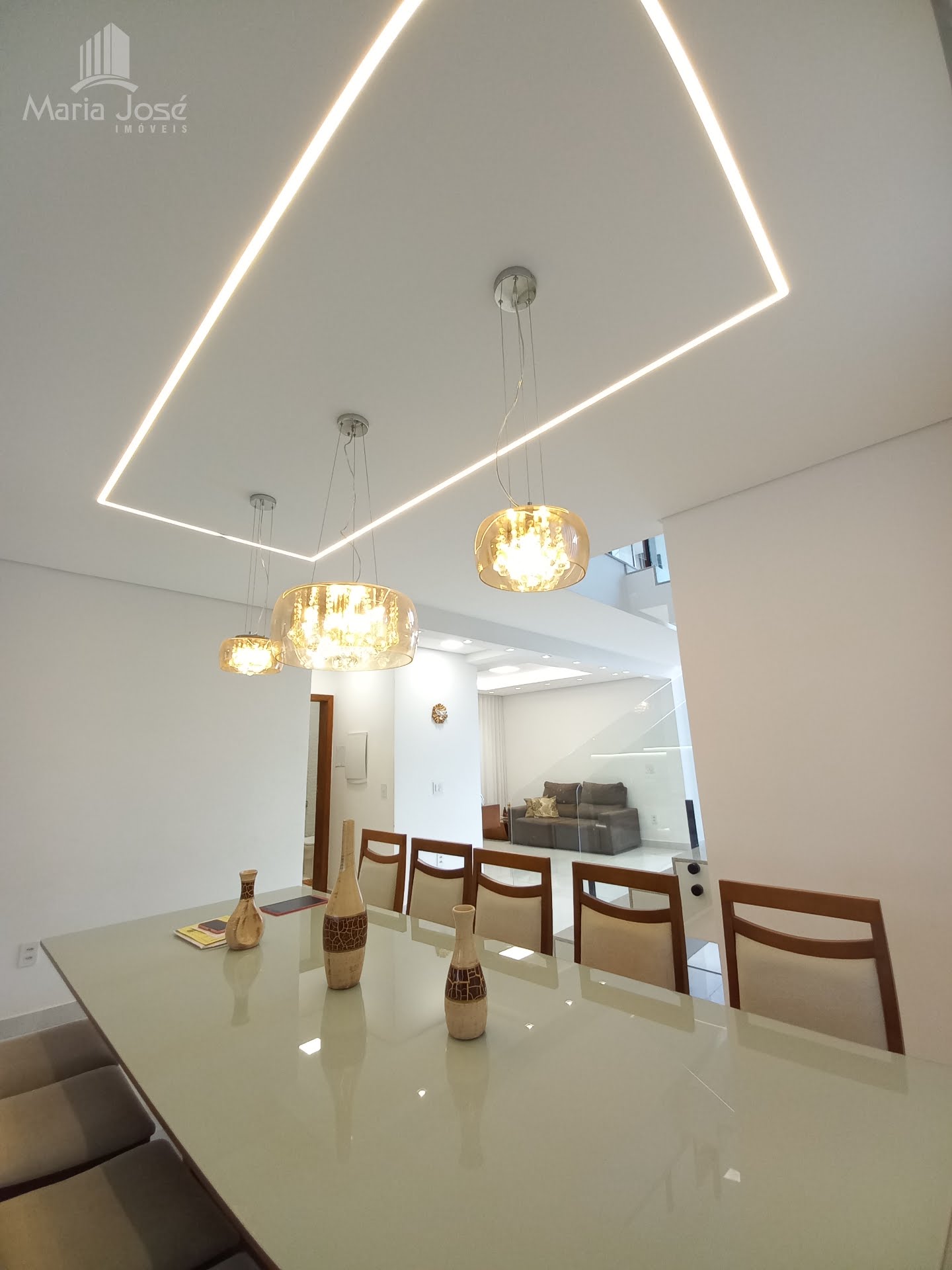 Casa à venda com 3 quartos, 2 suítes, 2 vagas e 230m² no Condomínio Parque das Nogueiras, Sete Lagoas (MG) — foto 12 de 30