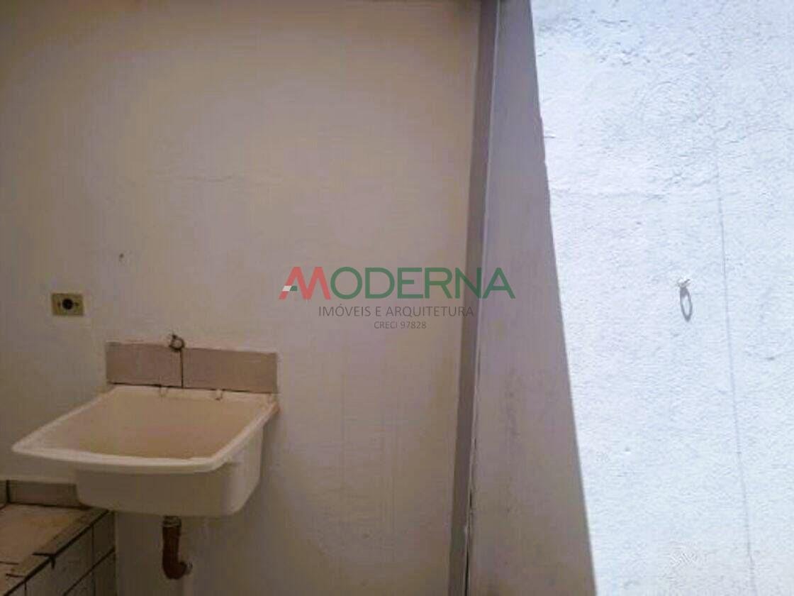 Casa à venda com 2 quartos, 1 banheiro, 1 vaga e 98m² no Paulicéia, São Bernardo do Campo (SP) — foto 9 de 24