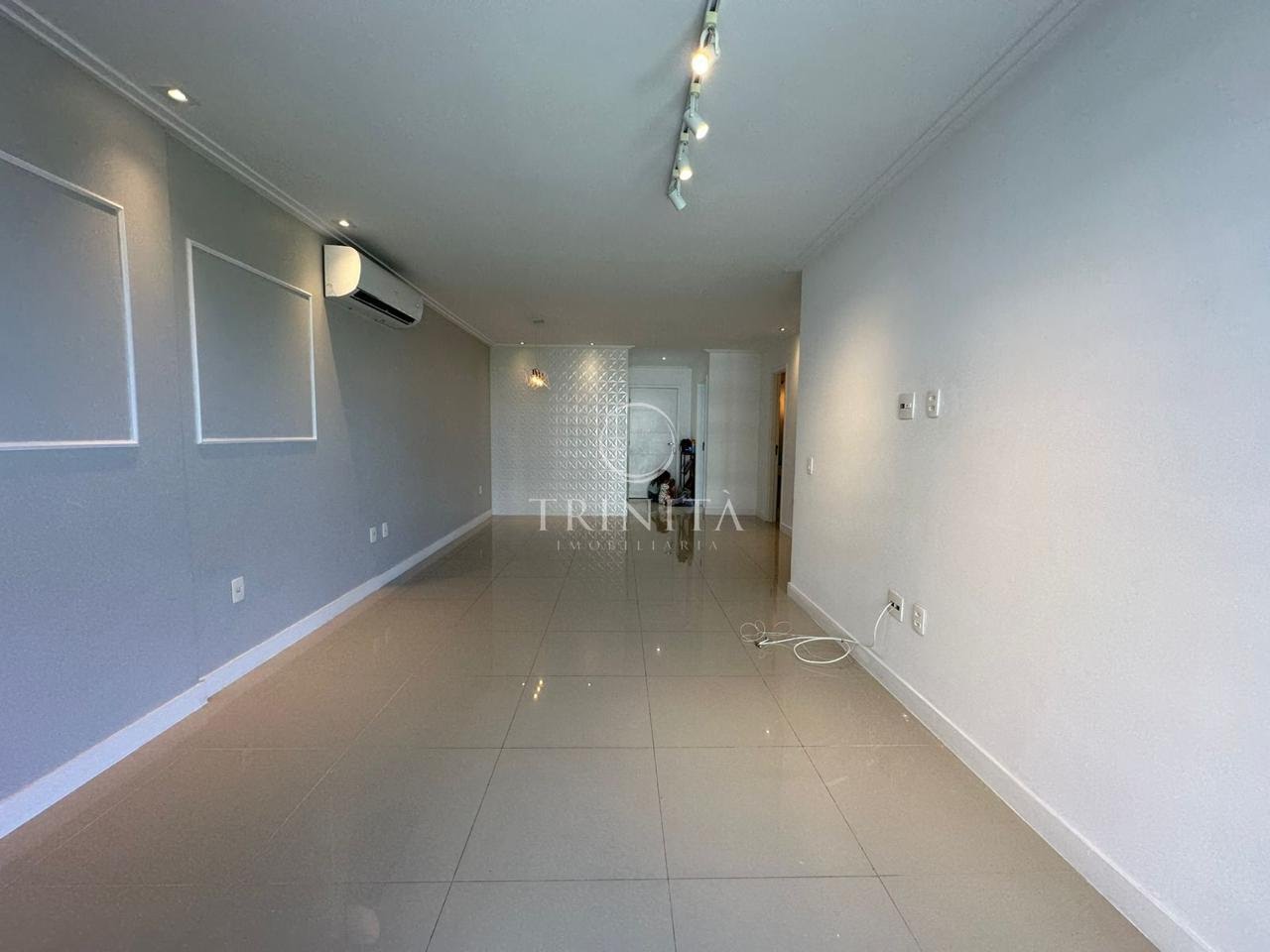 Sala  viure 3 quartos ilha pura Trinitá imobiliária