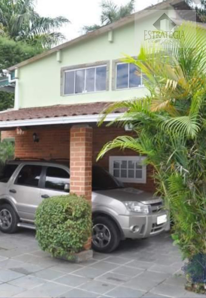 Casa à venda com 3 quartos, 1 suíte, 4 vagas e 230m² no Duarte Silveira, Petrópolis (RJ) — foto 9 de 19