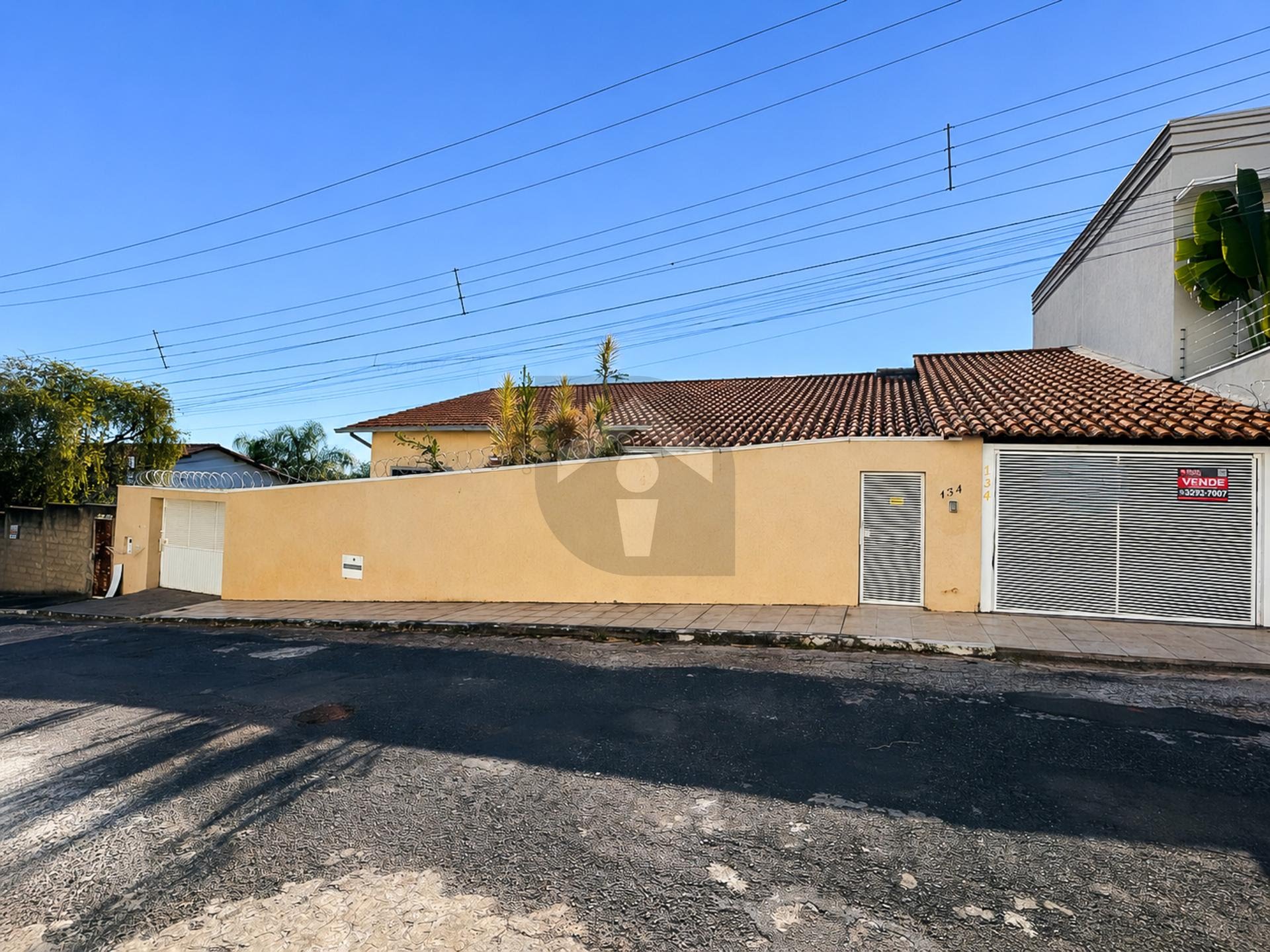 Casa, 4 quartos, 370 m² - Foto 1
