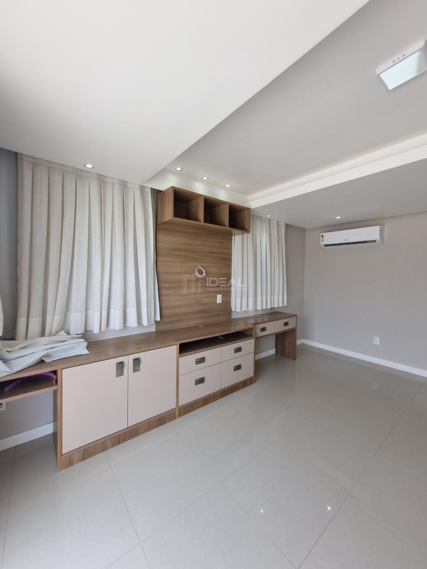 Casa à venda com 4 quartos, 4 suítes, 3 vagas e 463m² no Parque dos Rodoviários, Campos dos Goytacazes (RJ) — foto 18 de 26