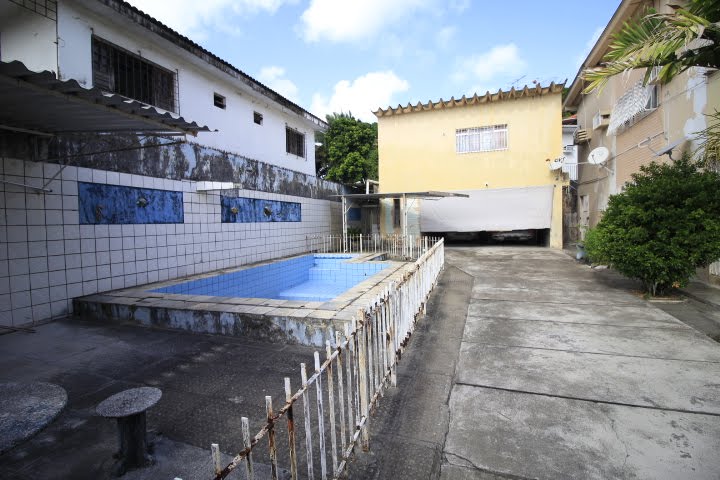 Casa à venda com 6 quartos, 2 suítes, 8 vagas e 354m² no Arruda, Recife (PE) — foto 26 de 30