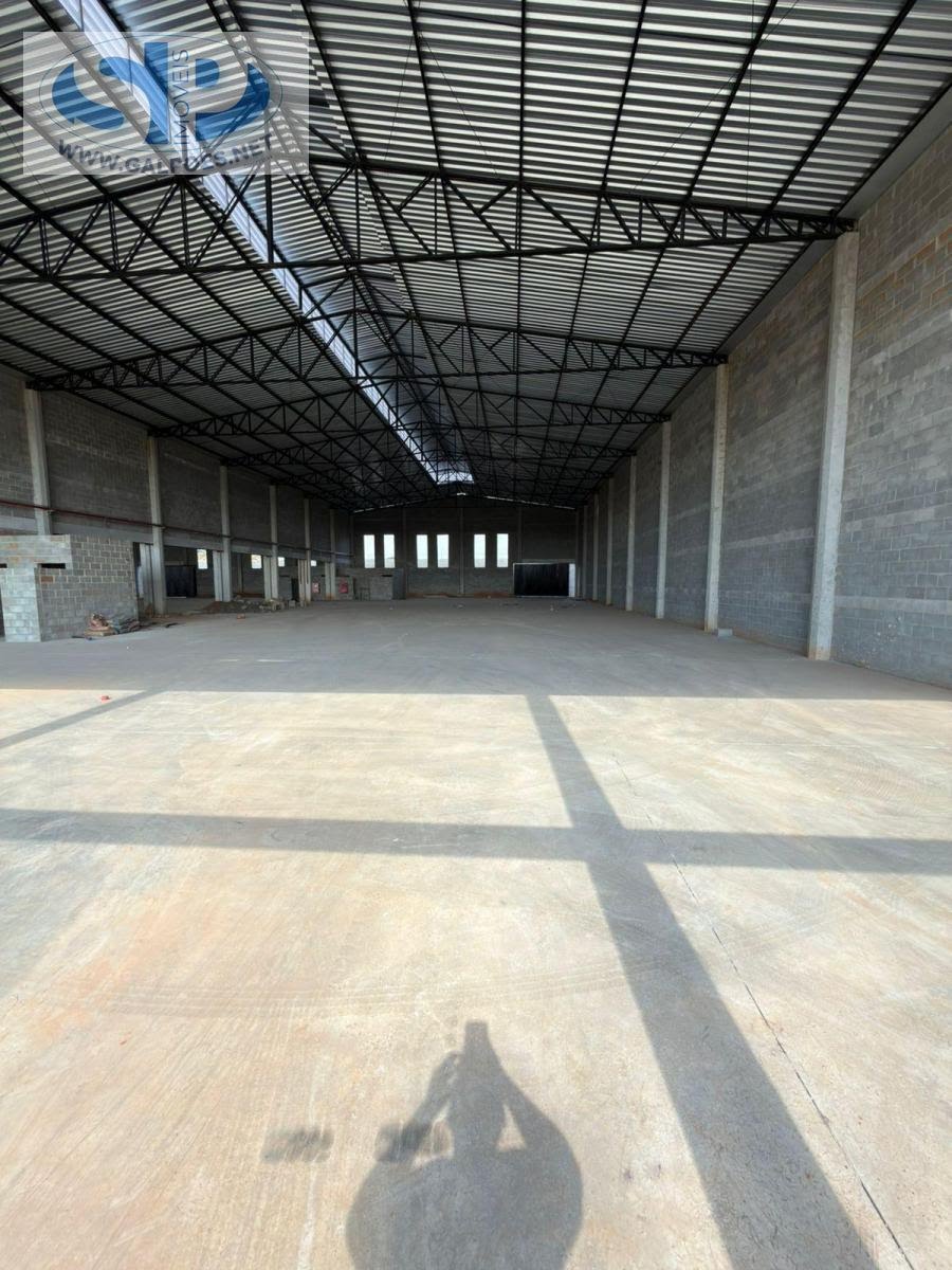 Depósito-Galpão, 2200 m² - Foto 1