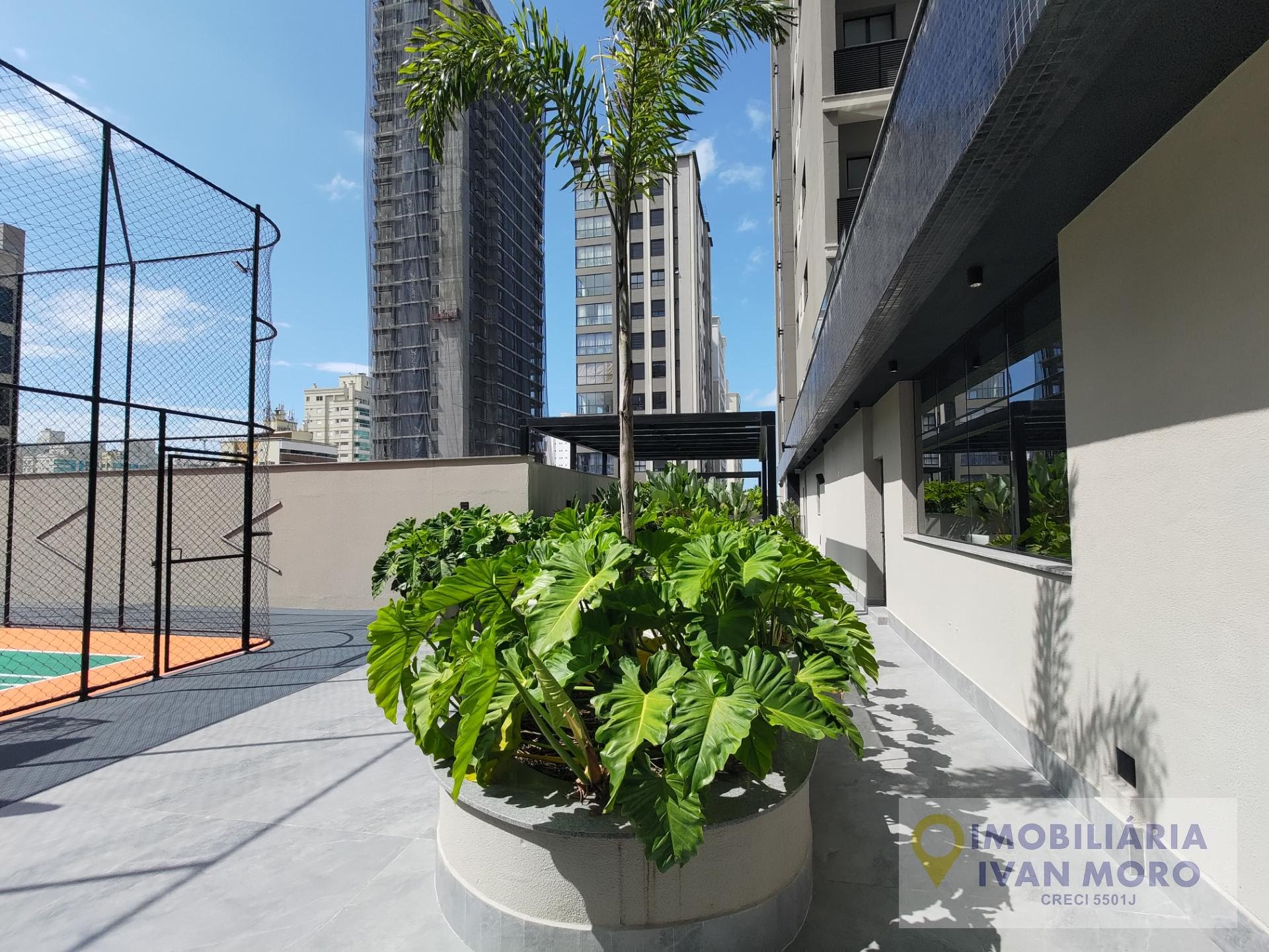 Apartamento para alugar com 4 quartos, 4 suítes, 3 vagas e 198m² no Meia Praia, Itapema (SC) — foto 26 de 30