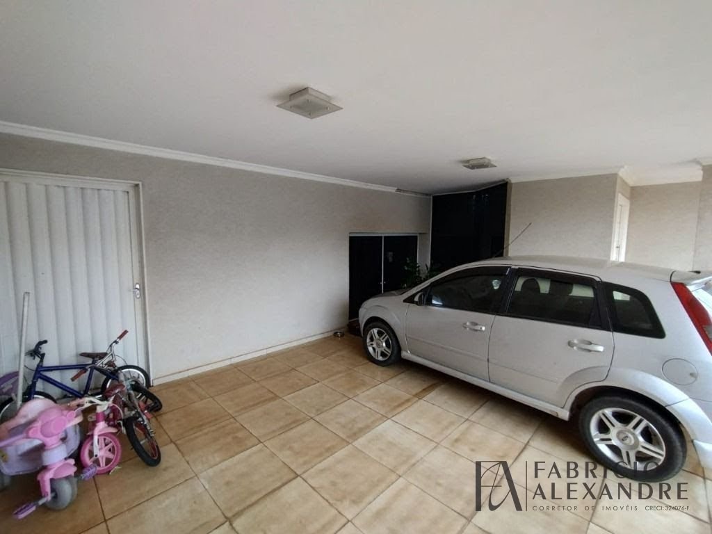 Casa à venda com 5 quartos, 5 suítes, 4 vagas e 320m² no Parque Residencial Damha, São José do Rio Preto (SP) — foto 8 de 30