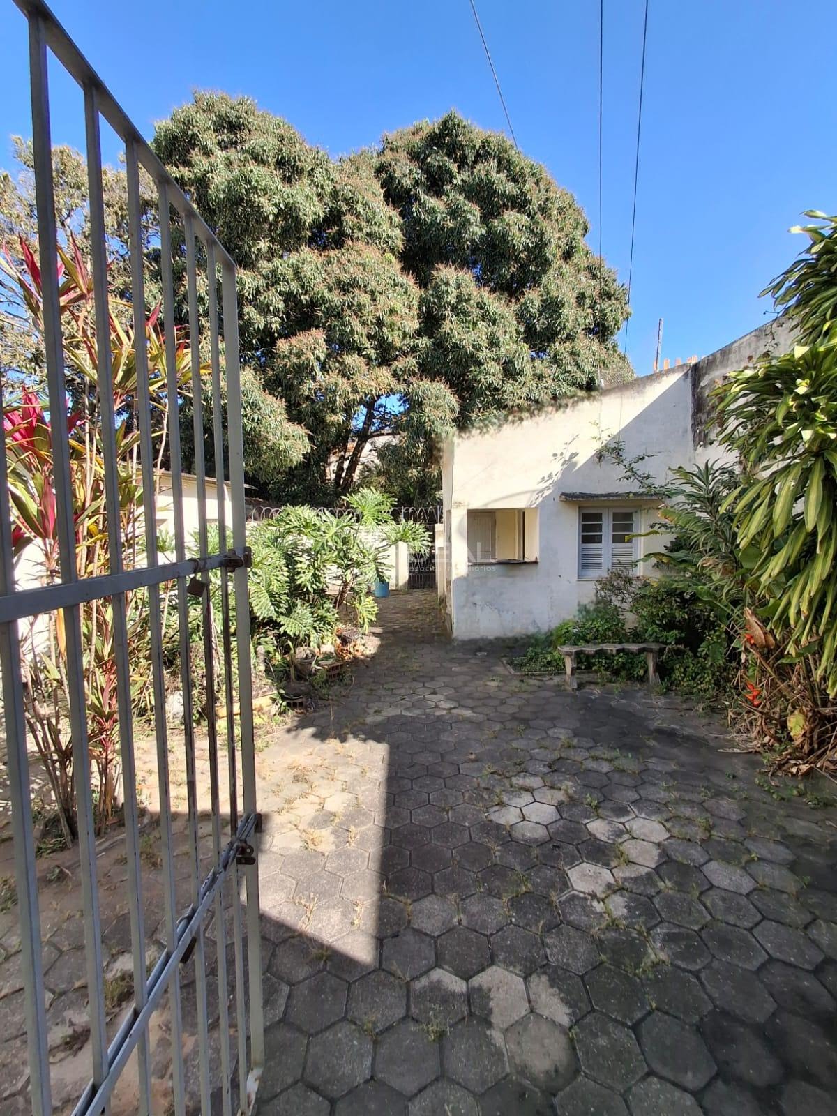 Casa à venda com 4 quartos, 2 banheiros, 4 vagas e 360m² no Centro, Campos dos Goytacazes (RJ) — foto 16 de 30