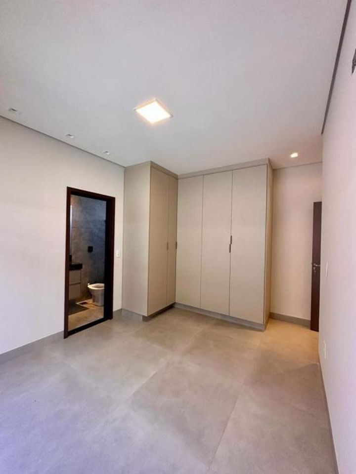 Casa à venda com 3 quartos, 3 suítes, 4 vagas e 166m² no Loteamento Terras de Florença, Ribeirão Preto (SP) — foto 26 de 30