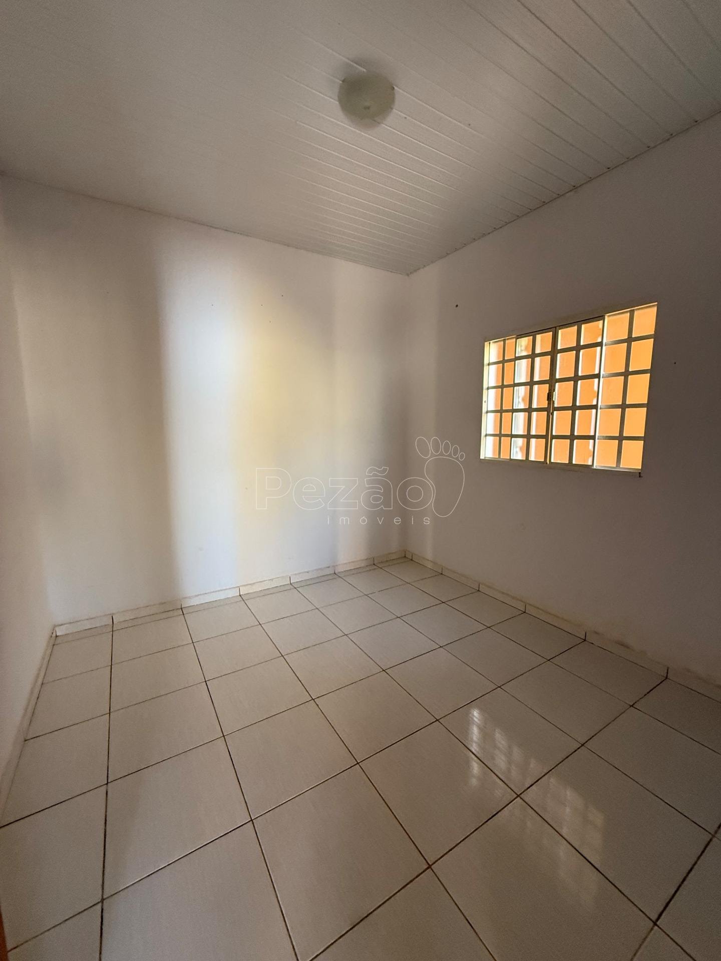 Casa à venda com 3 quartos, 1 banheiro, 2 vagas e 220m² no Jardim Imperial, Itapuranga (GO) — foto 5 de 9