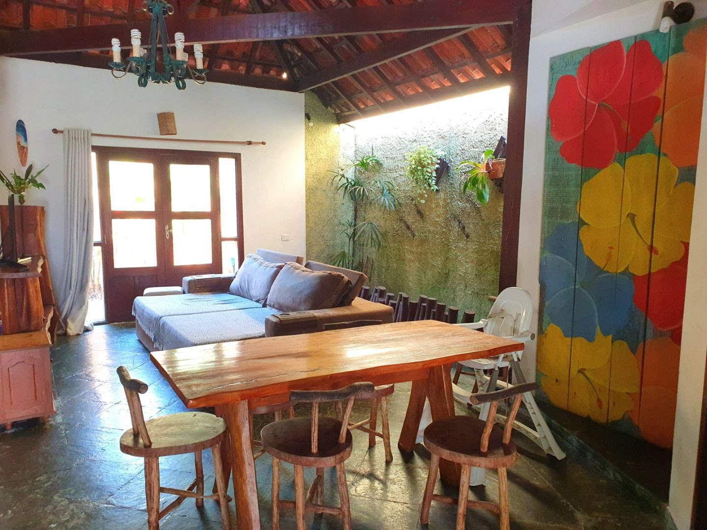 Casa à venda com 3 quartos, 2 banheiros, 3 vagas e 153m² no Jardim Carolina, Ubatuba (SP) — foto 7 de 10