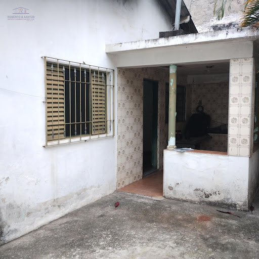 Acesso a casa com 2 dormitórios 