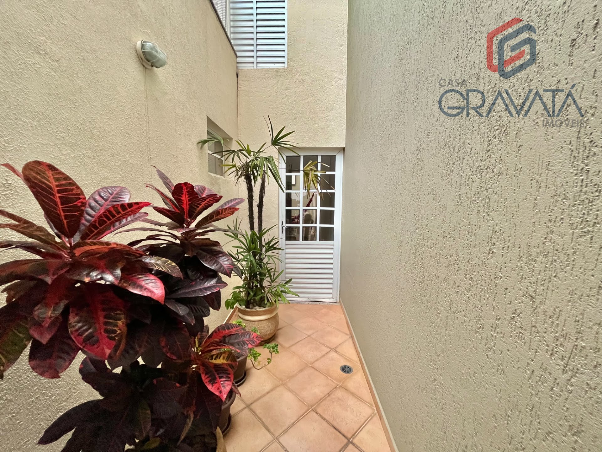 Casa à venda com 3 quartos, 1 suíte, 4 vagas e 220m² no Jardim Pedroso, Mauá (SP) — foto 7 de 30