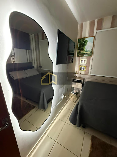 Apartamento em Parque Oeste Industrial  -  Goiânia