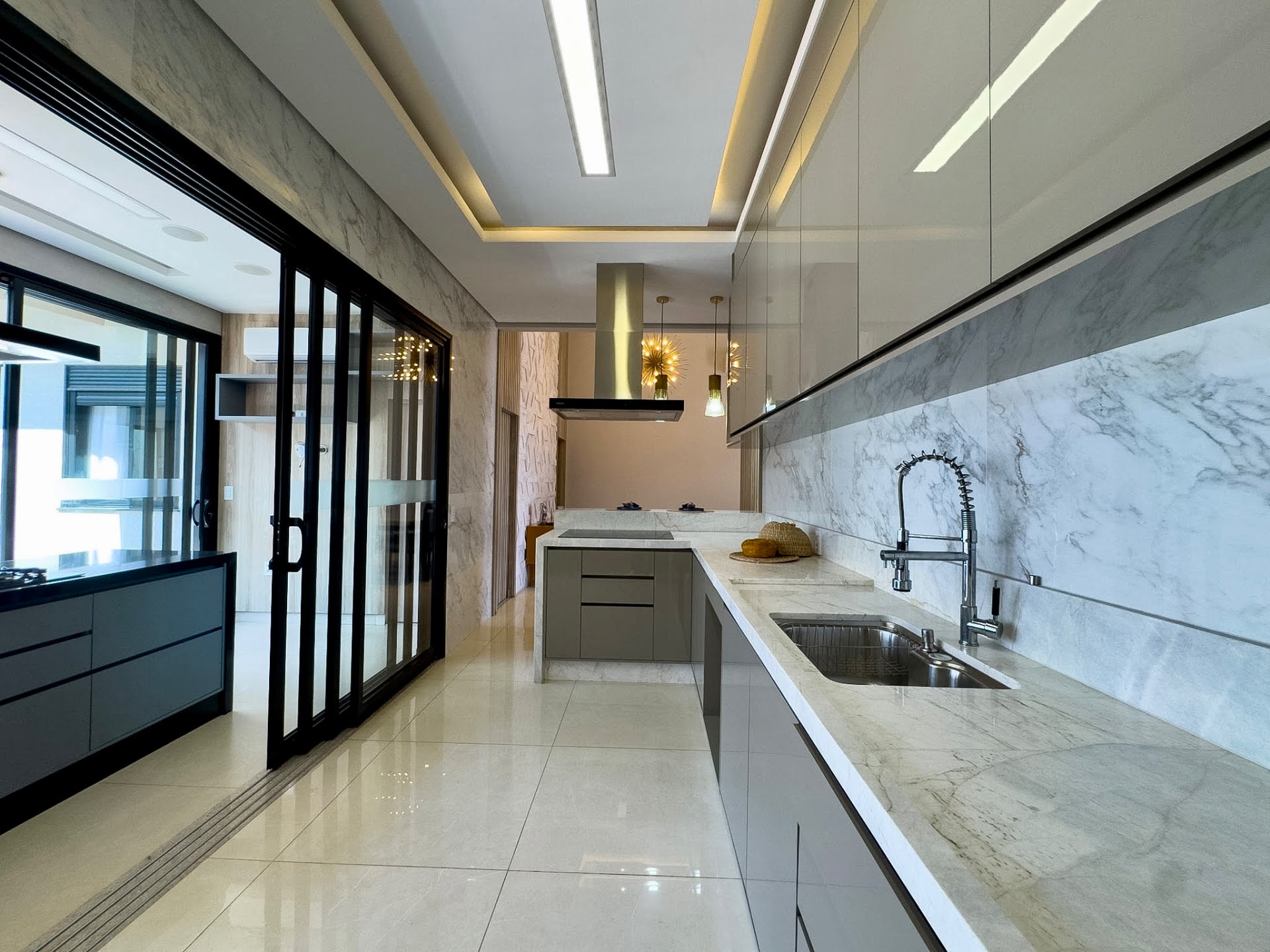 Casa à venda com 3 quartos, 1 suíte, 4 vagas e 179m² no Jardim Residencial Dona Maria José, Indaiatuba (SP) — foto 8 de 28