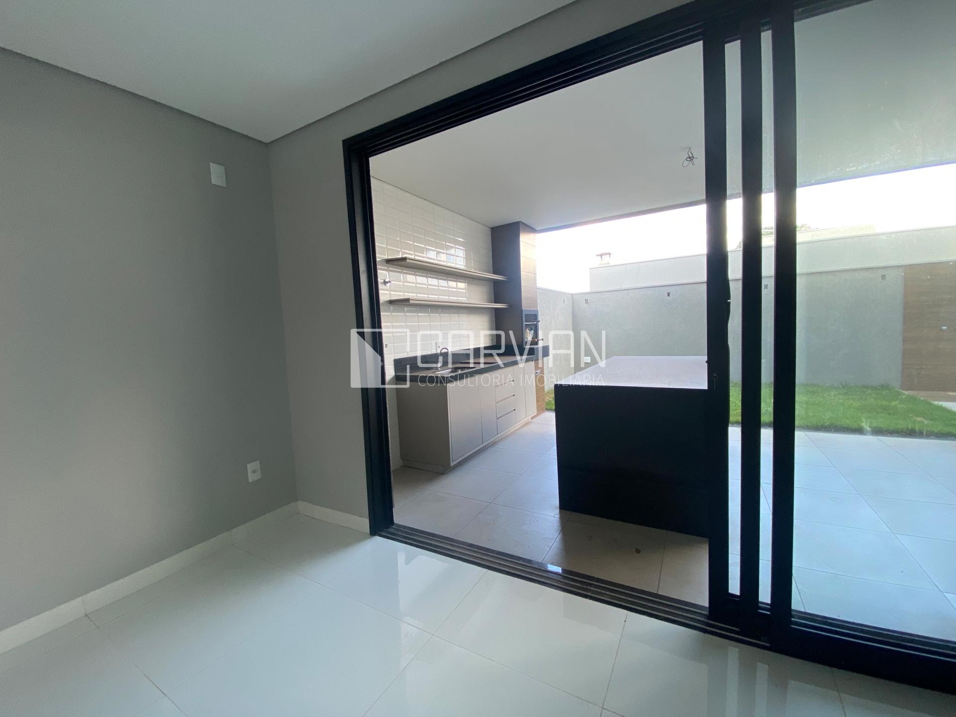 Casa à venda com 3 quartos, 3 suítes, 2 vagas e 247m² no Jardim Cybelli, Ribeirão Preto (SP) — foto 10 de 29