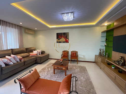 Casa 4 Dormitórios à Venda em Village 3, Porto Seguro, 354m²