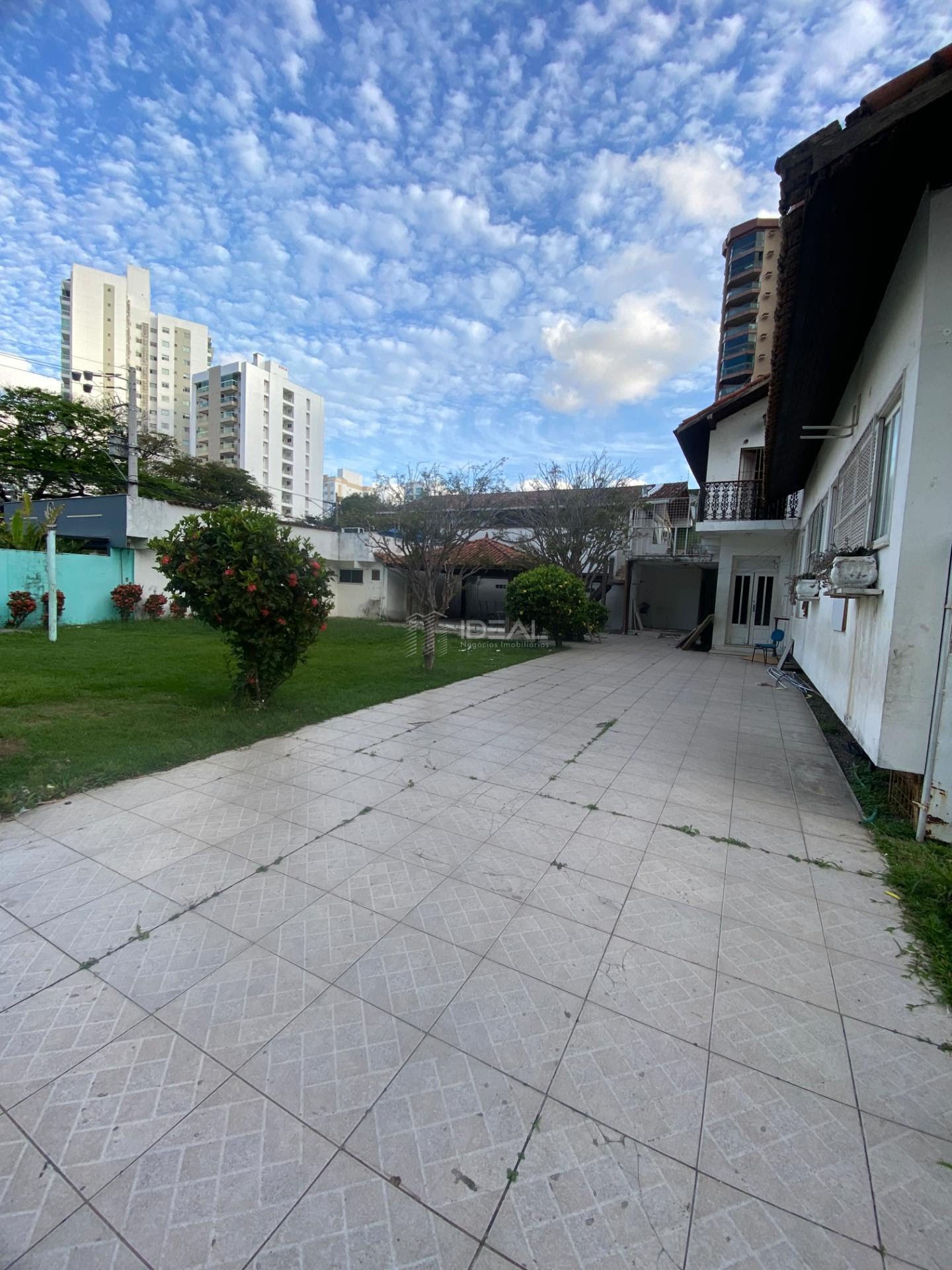 Casa para alugar com 4 quartos, 1 suíte, 4 vagas e 380m² no Parque Tamandaré, Campos dos Goytacazes (RJ) — foto 3 de 30