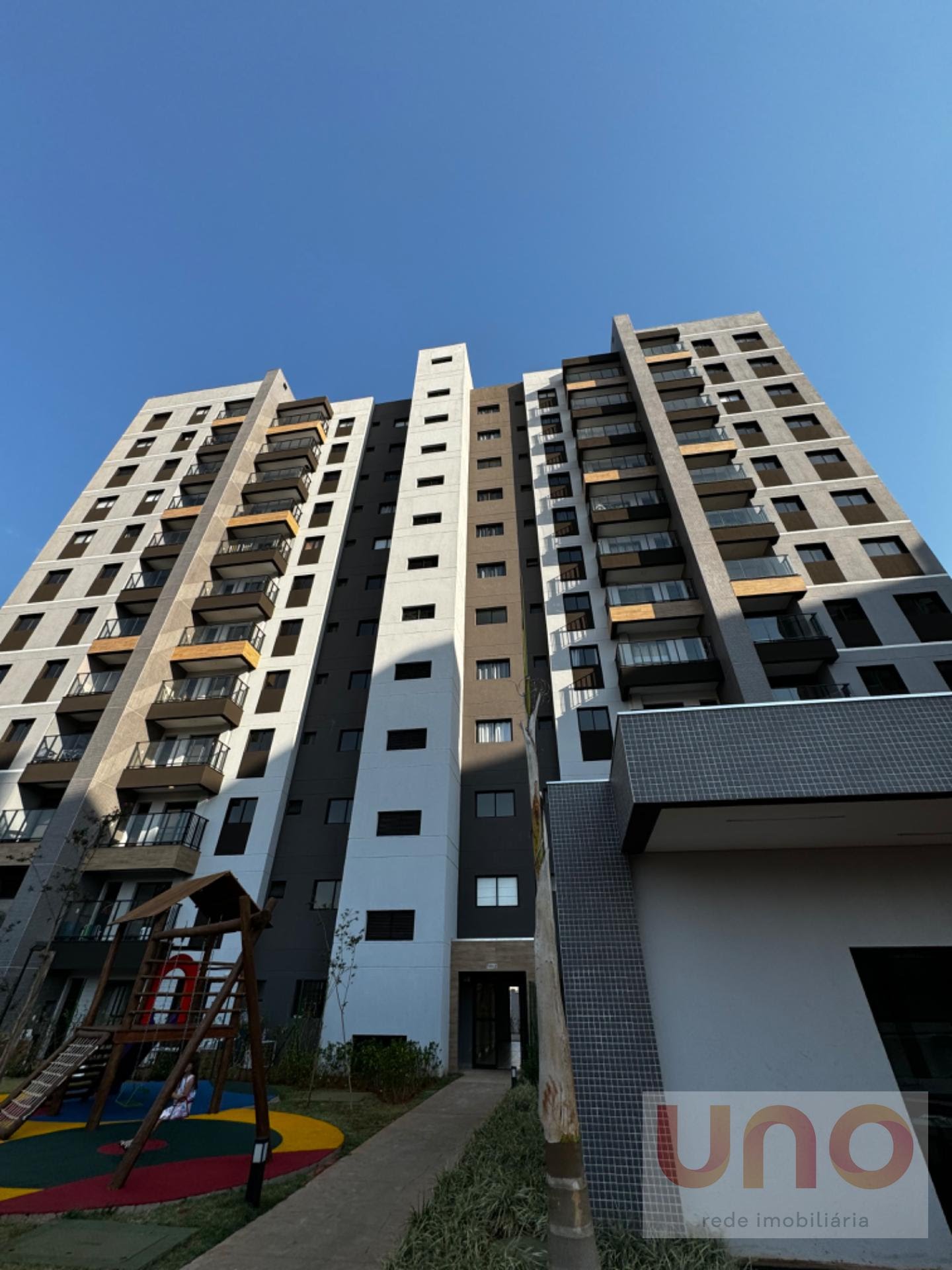 Apartamento à venda com 2 quartos, 1 banheiro, 1 vaga e 52m² no Parque Residencial Maria A Pedrossian, Campo Grande — foto principal