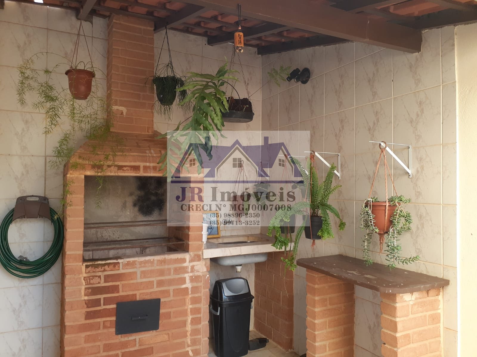 Casa à venda com 2 quartos, 1 suíte, 4 vagas e 227m² no Medicina, Itajubá (MG) — foto 7 de 8
