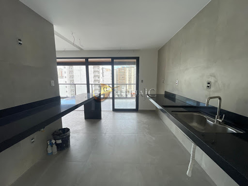 Apartamento 4 suítes - Santa Helena 