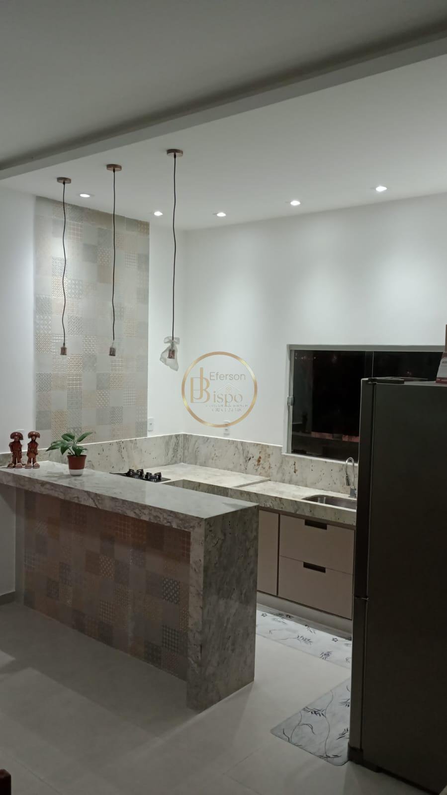 Casa à venda com 2 quartos, 3 banheiros, 1 vaga e 200m² no Dville, Porto Seguro — foto principal