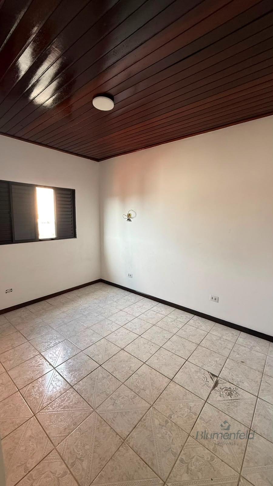 Casa à venda com 3 quartos, 2 banheiros, 3 vagas e 200m² no Center Ville, Arujá (SP) — foto 18 de 28