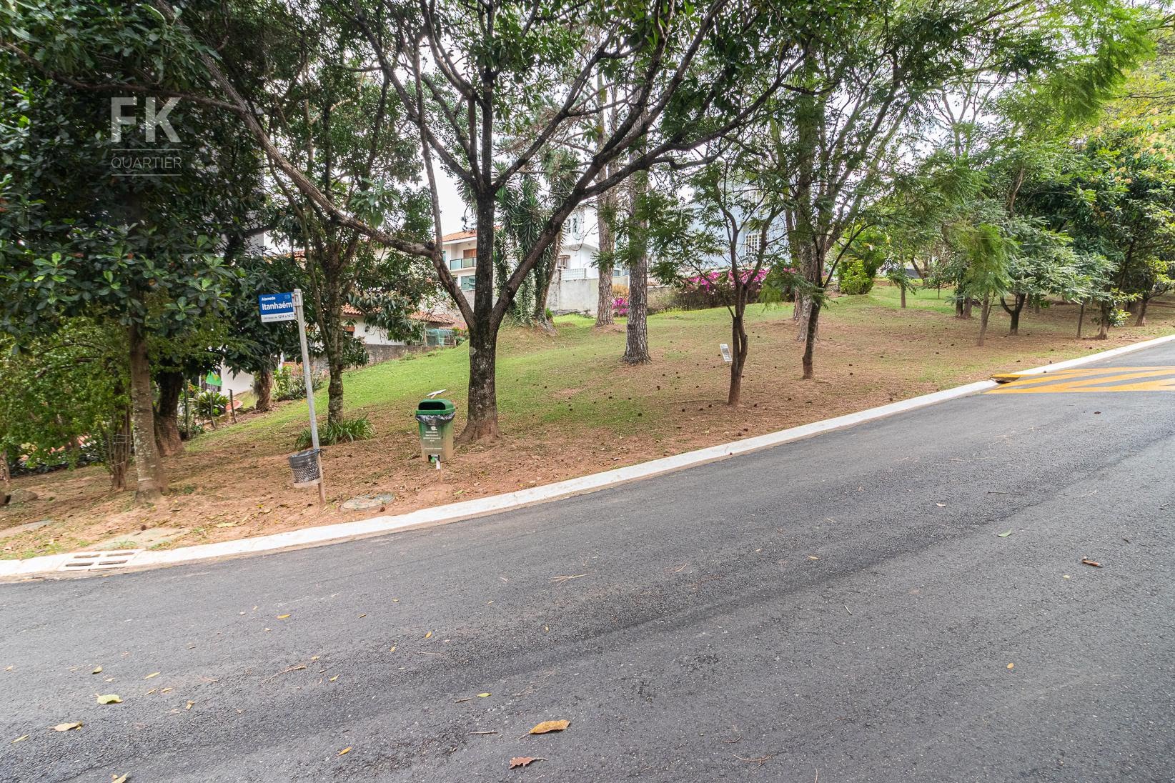 Terreno à venda com 407m² de terreno no Alphaville, Santana de Parnaíba (SP) — foto 2 de 8