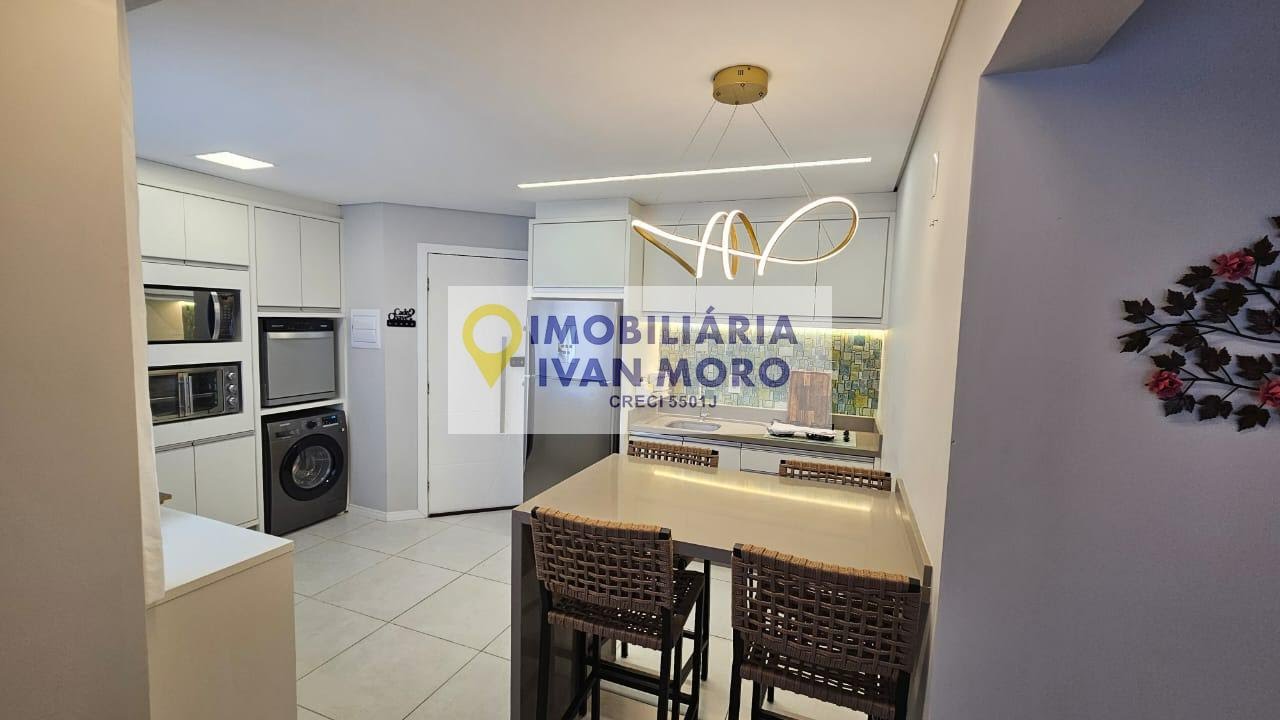 Apartamento à venda com 2 quartos, 1 banheiro, 1 vaga e 70m² no Daniela, Florianópolis — foto principal