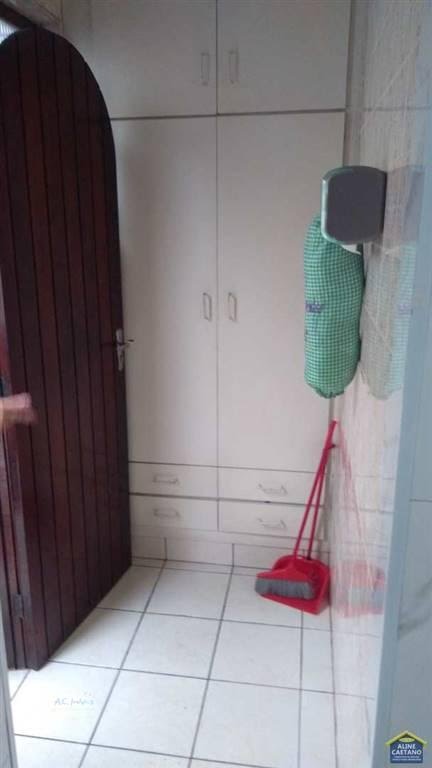 Casa à venda com 3 quartos, 1 suíte, 4 vagas e 131m² no Vila Tupi, Praia Grande (SP) — foto 24 de 30