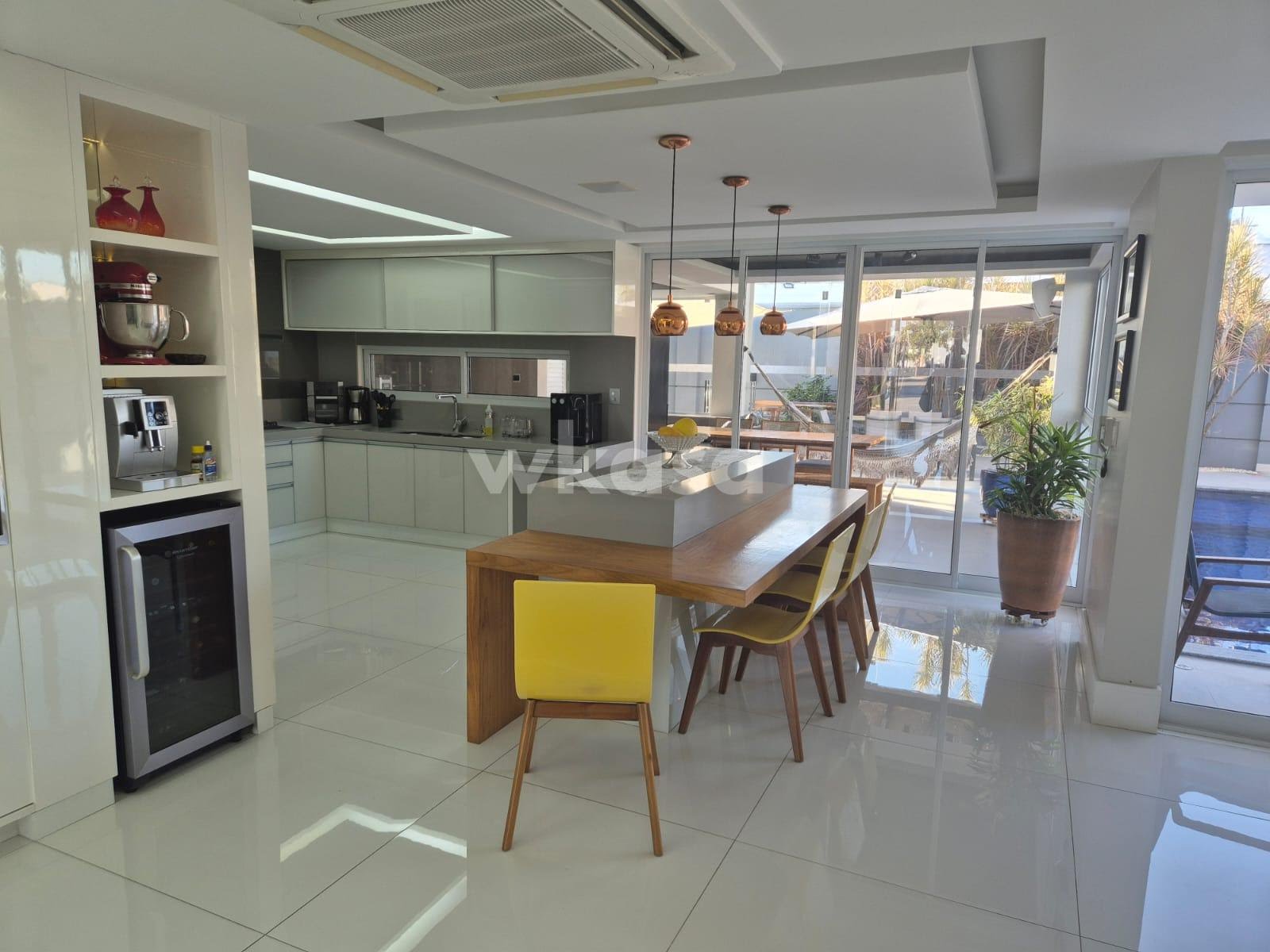 Casa à venda com 4 quartos, 3 suítes, 3 vagas e 350m² no Jacuhy, Serra (ES) — foto 18 de 29