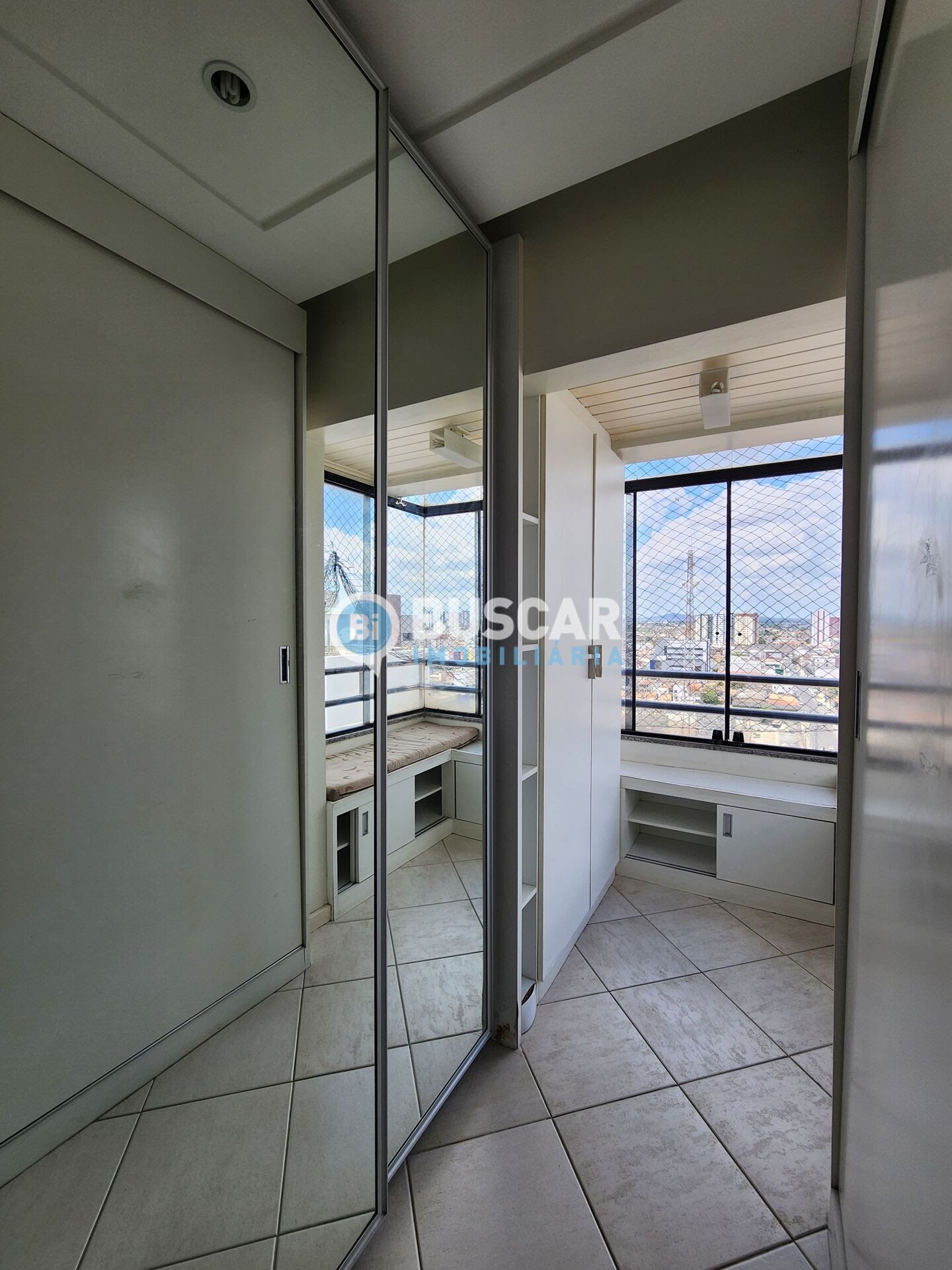 Apartamento à venda com 4 quartos, 4 suítes, 4 vagas e 205m² no Kalilândia, Feira de Santana (BA) — foto 11 de 18