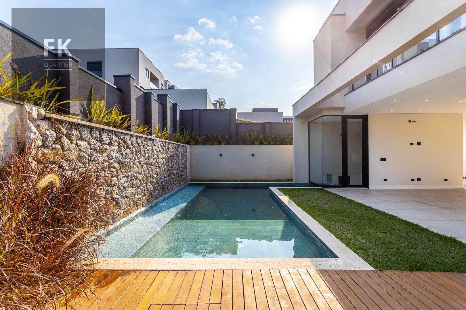 Casa à venda com 4 quartos, 4 suítes, 6 vagas e 440m² no Alphaville, Santana de Parnaíba (SP) — foto 25 de 30