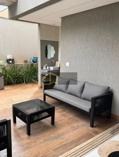 Casa de Condomínio em Jardins Valência  -  Goiânia