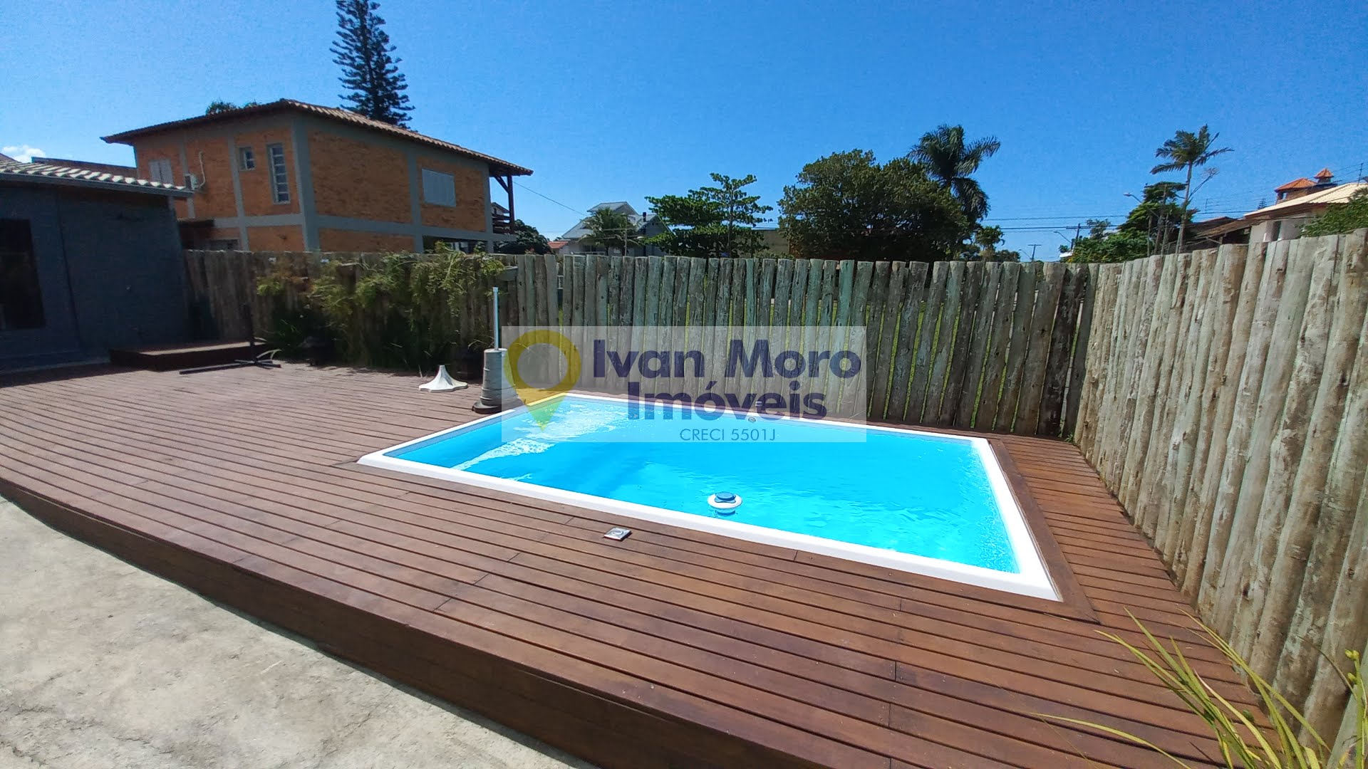Casa para alugar com 4 quartos, 1 suíte, 3 vagas e 200m² no Daniela, Florianópolis (SC) — foto 4 de 30