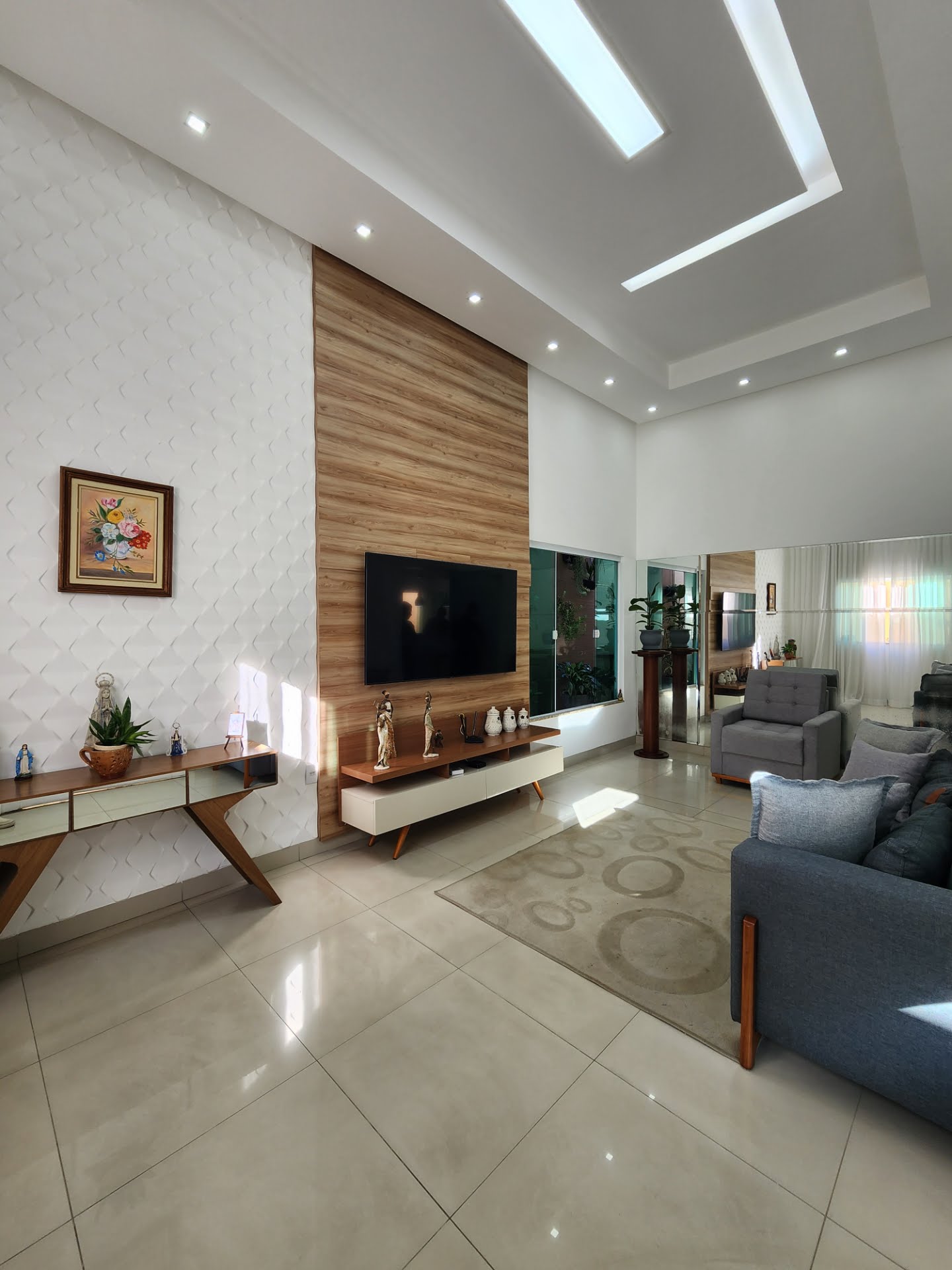 Casa à venda com 3 quartos, 2 suítes, 2 vagas e 220m² no Parque Ipê, Feira de Santana (BA) — foto 5 de 26