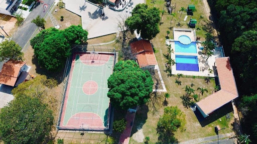 O Condomínio Villa Verona  localizado no bairro Cajuru do Sul, na cidade de Sorocaba — SP