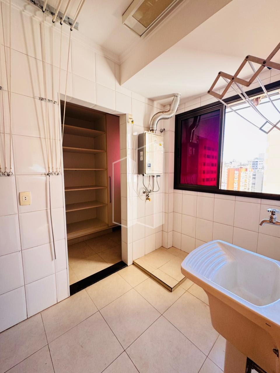 Apartamento à venda com 3 quartos, 3 suítes, 2 vagas e 140m² no Setor Bueno, Goiânia (GO) — foto 14 de 22