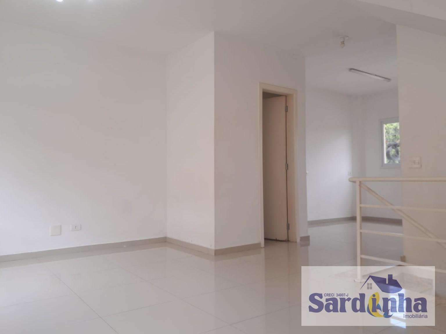 Casa à venda com 3 quartos, 1 suíte, 2 vagas e 128m² no Jardim Oliveiras, Taboão da Serra (SP) — foto 8 de 30