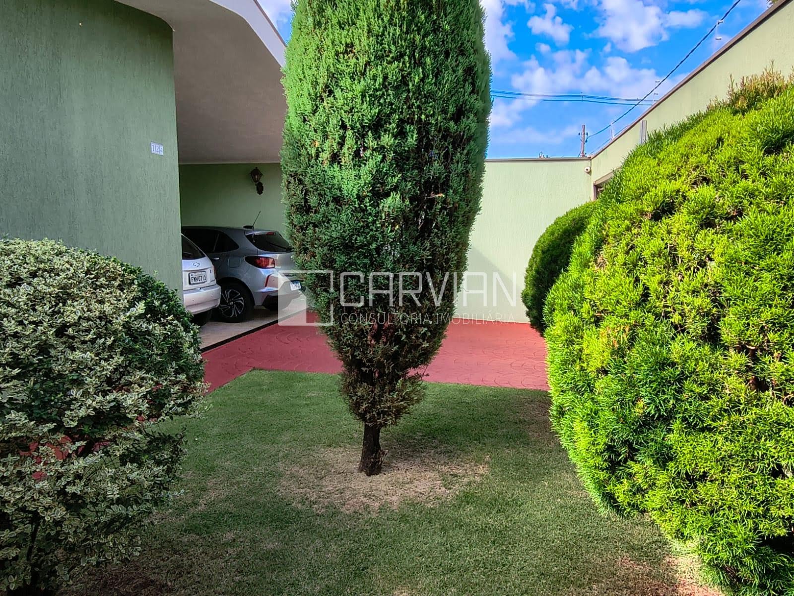 Casa à venda com 3 quartos, 1 suíte, 4 vagas e 209m² no Independência, Ribeirão Preto (SP) — foto 3 de 27