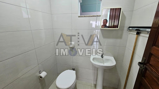Lavabo/banheiro auxiliar