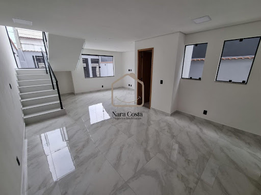 Casa para Venda em Suzano / SP no bairro Jardim Quaresmeira 