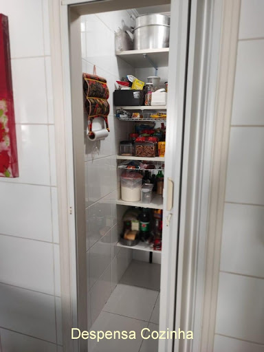 Casa à Venda em Sorocaba: 3 Suítes e 298m²