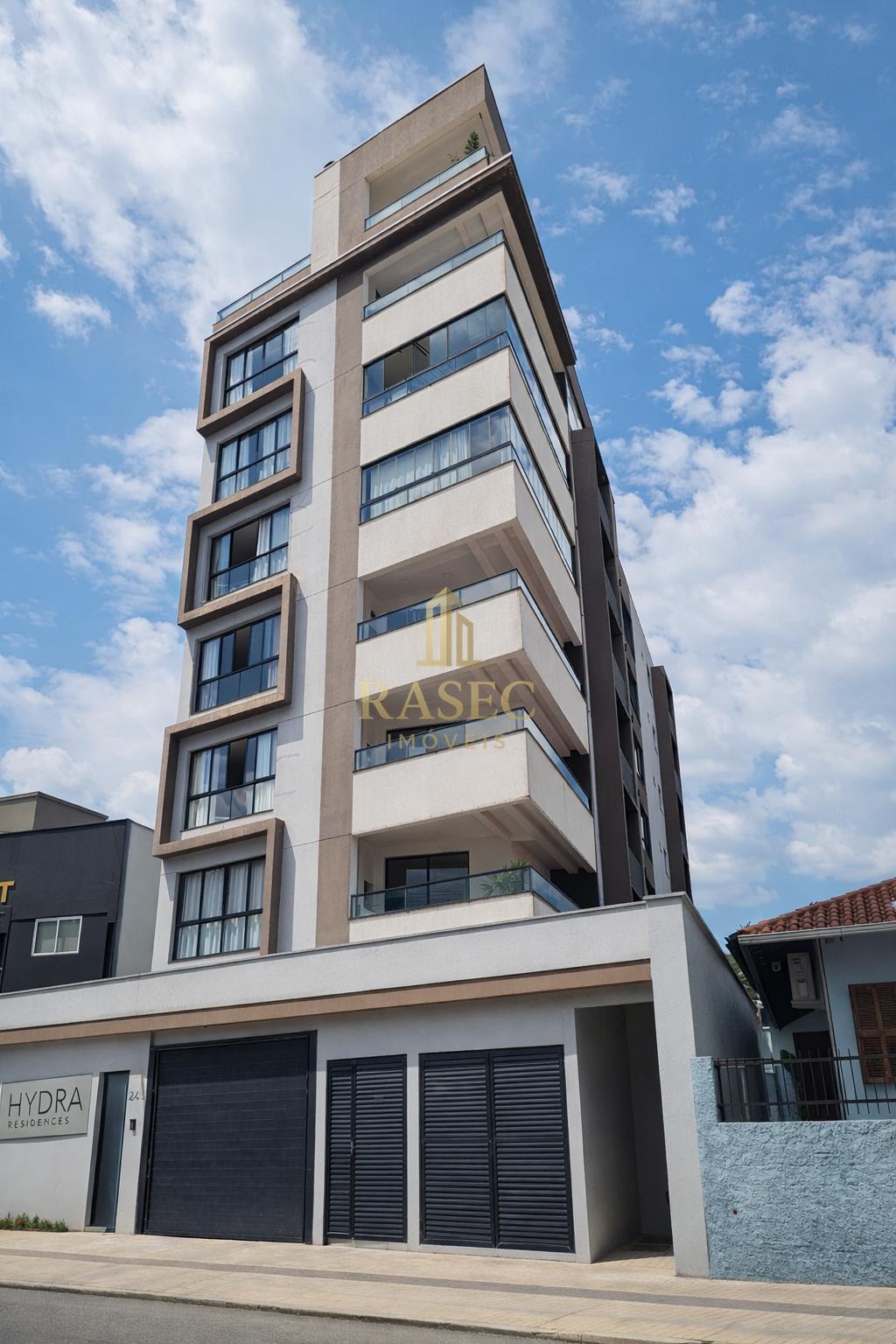Apartamento à venda com 3 quartos, 2 banheiros, 2 vagas e 100m² no Paquetá, Brusque — foto principal